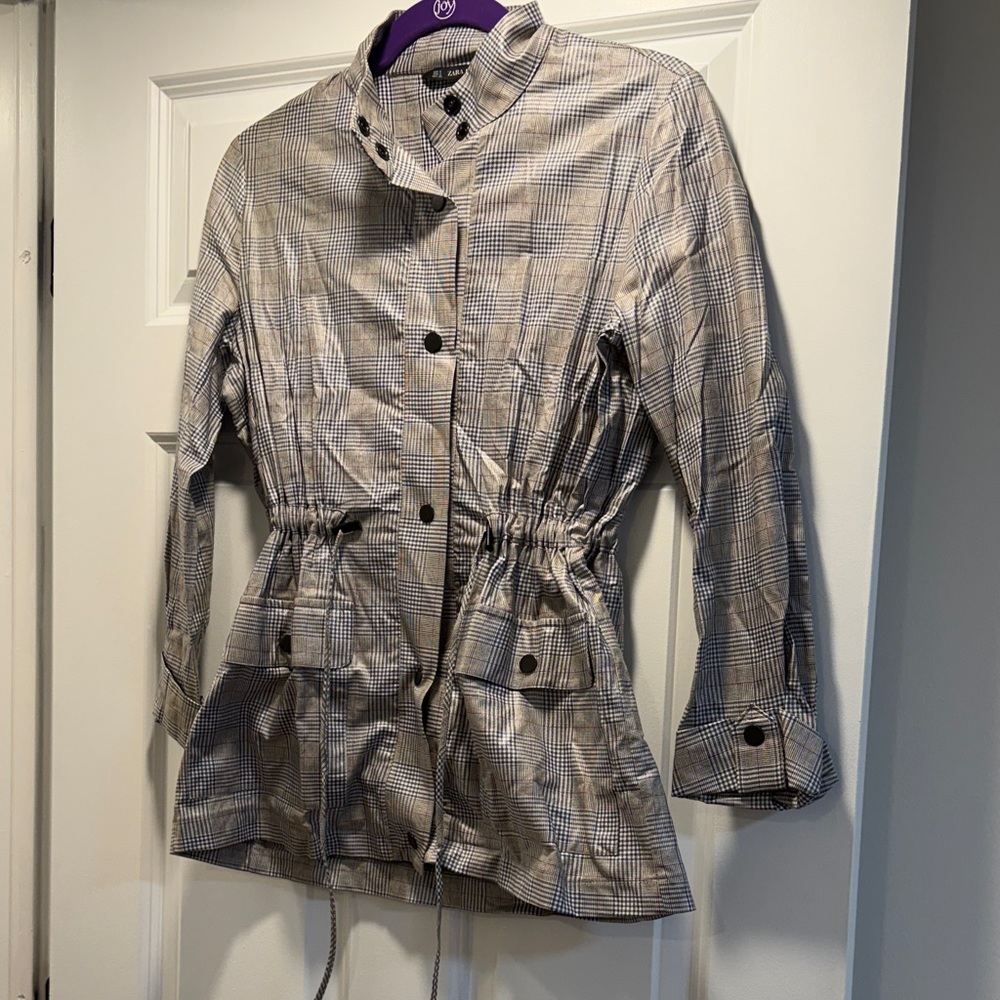 Zara Beige & Black Plaid Drawstring Trench Jacket